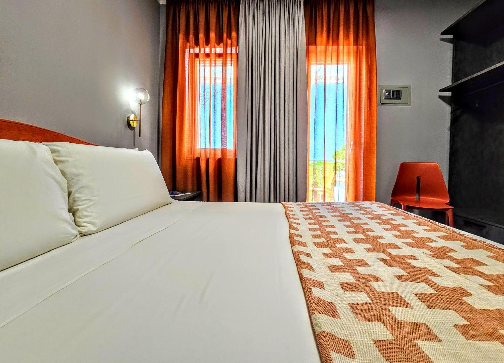 A Casa Di Alessandra - Rooms กัสเตลลาบาเต ภายนอก รูปภาพ